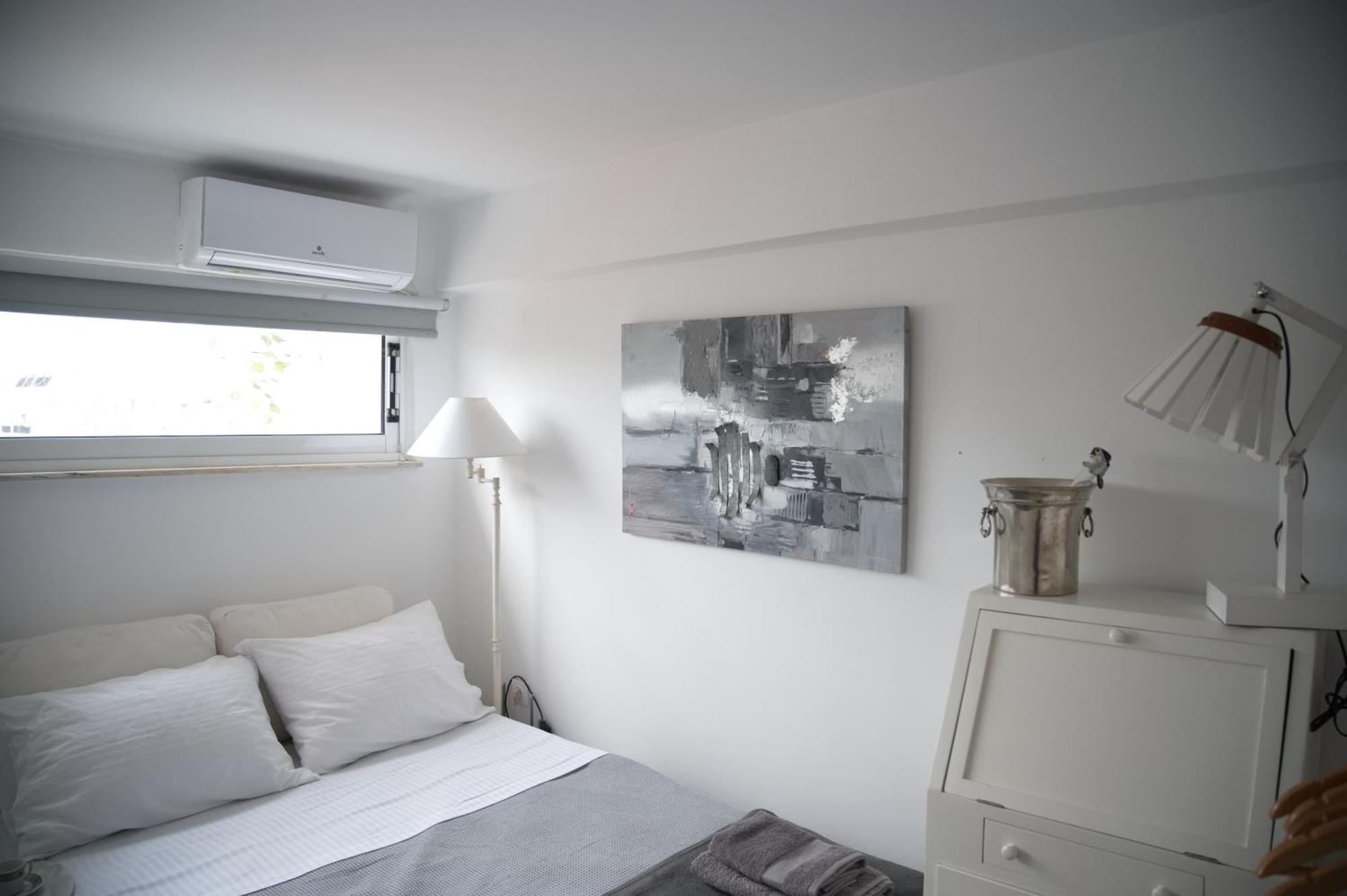 Central Aesthetic Studio With Panoramic Views Patras Esterno foto